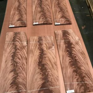 Croth Mahoni Veneer