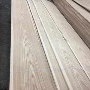 White Oak Crown Veneer